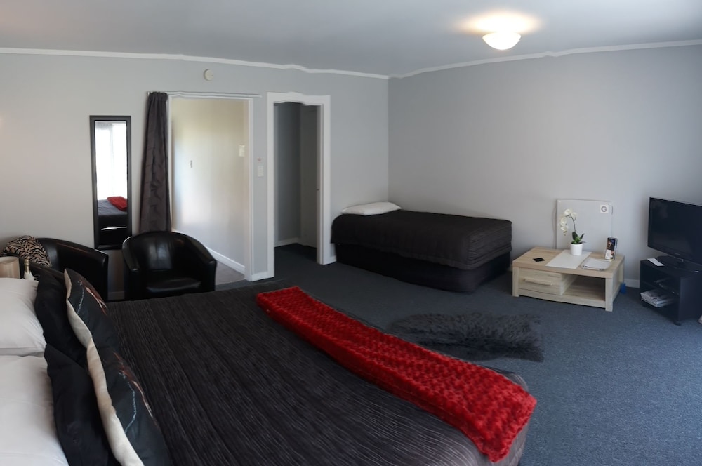 Bay of Islands Country Lodge Motel
