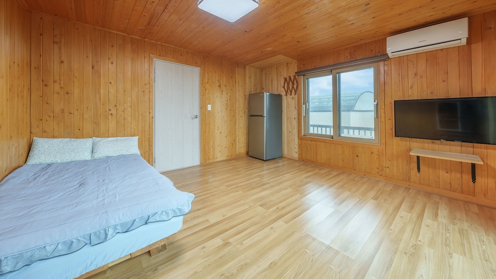 Gyeongju Happy Dream Ocean View Pension