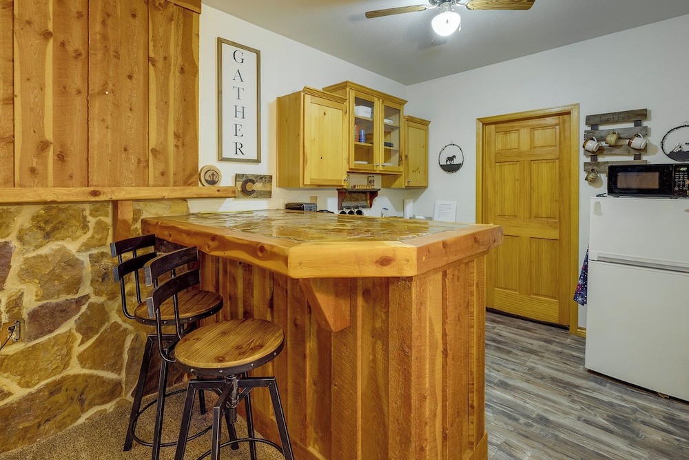 Peaceful Colorado Ranch Retreat w/ Deck & Acreage