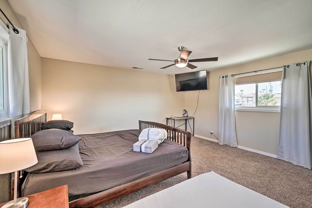 3 Mi to Lake Havasu: Family Home w/ Game Room view 4