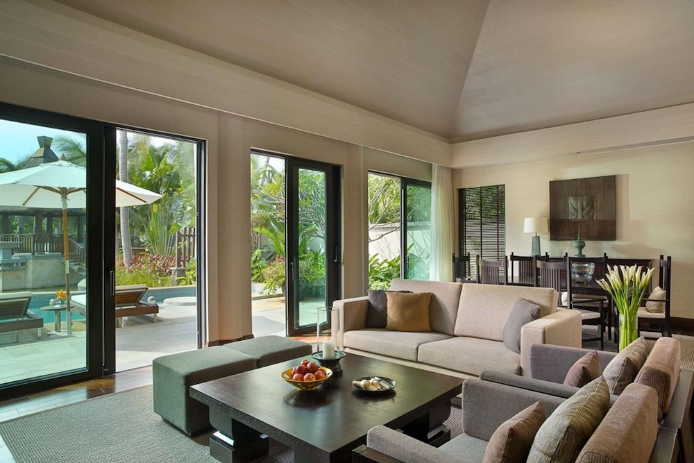 Raffles Hainan