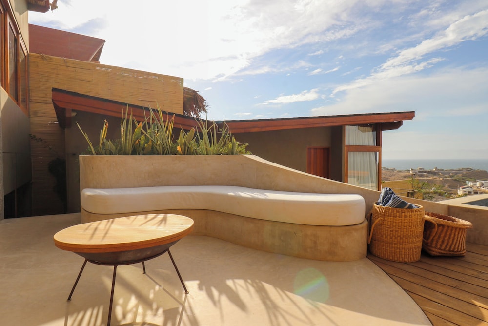 Casa Kahu by Wynwood House