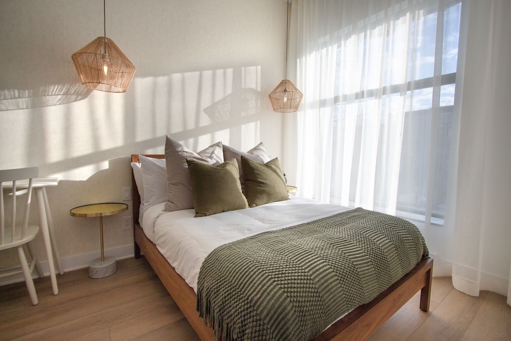 Unique Stays - 4119 St-Denis - Image 5