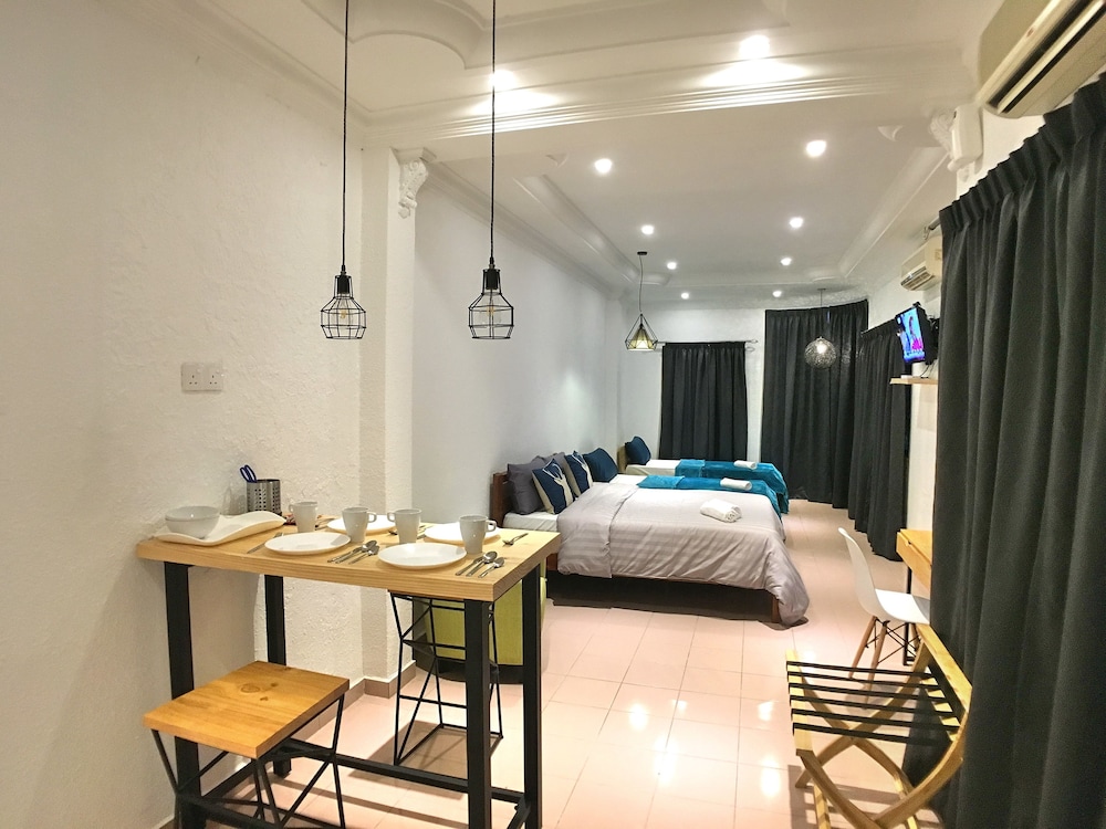 iBook9 Deluxe Family Suite by iBook Homestay