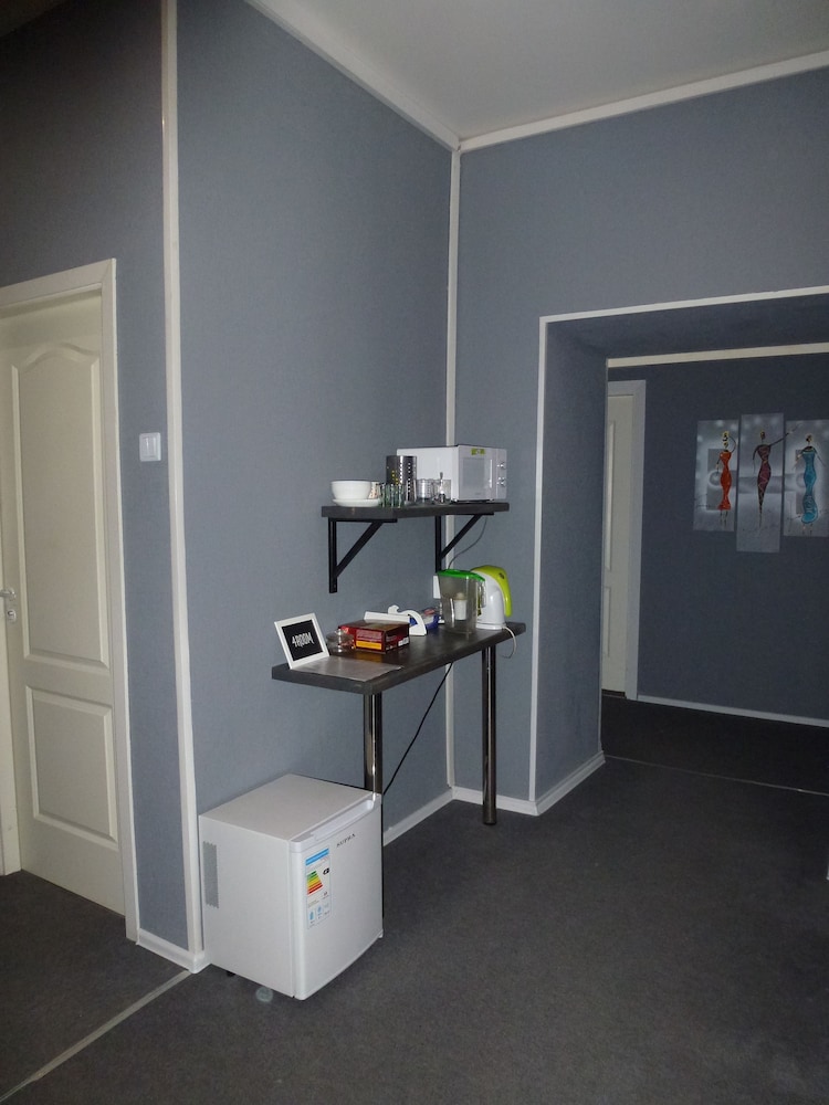 4ROOM