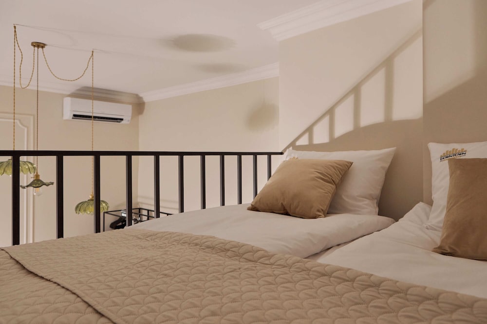 OLD TOWN Charm & Chic by Downtown Apartments