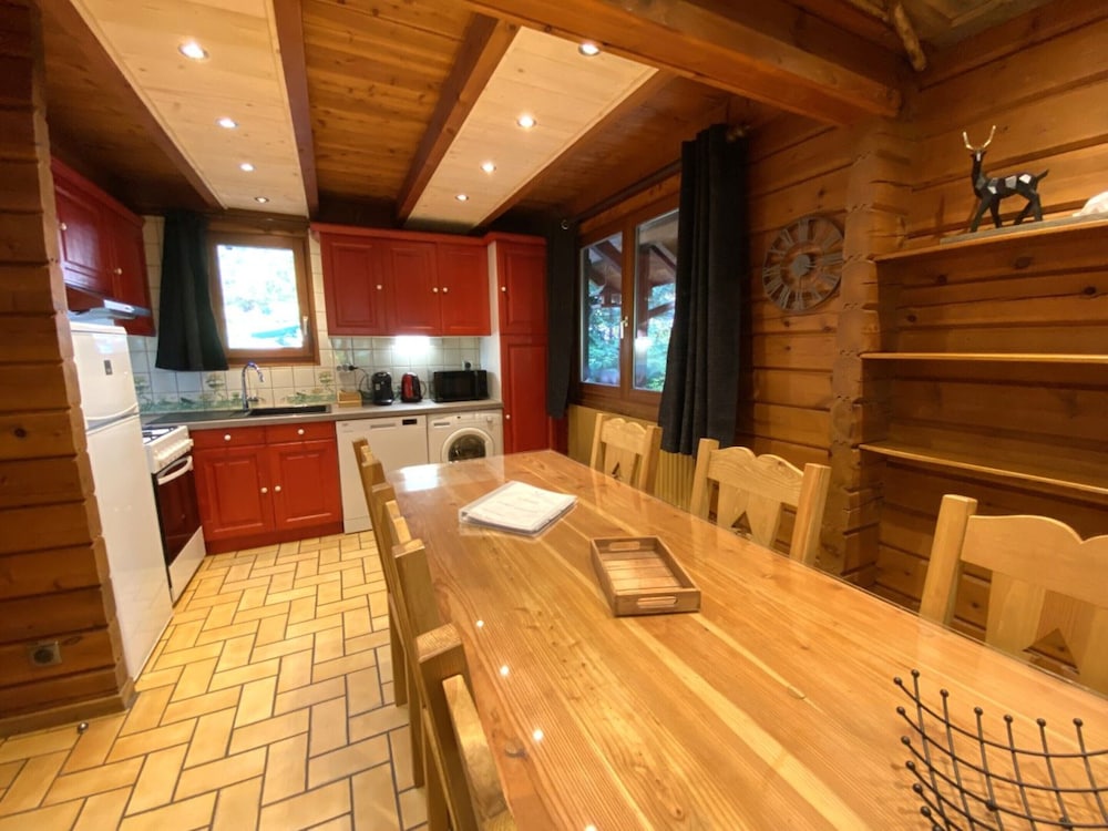 LE Renne Chalet en Bois au Calme Avec SPA Jacuzzi