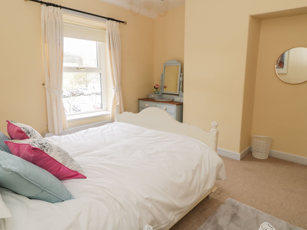 Crag View Cottage