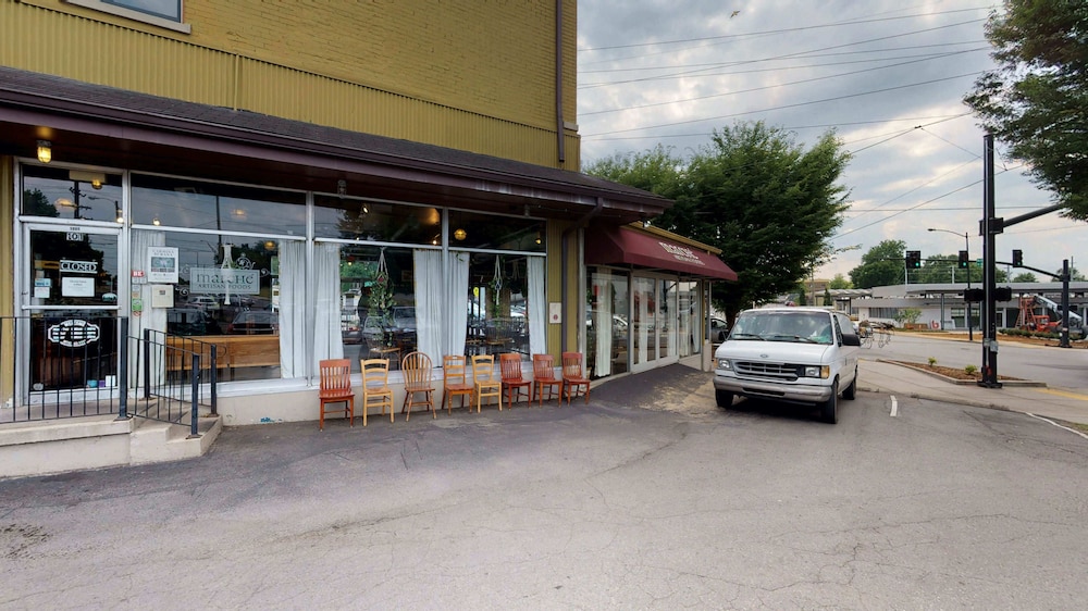Photo 44