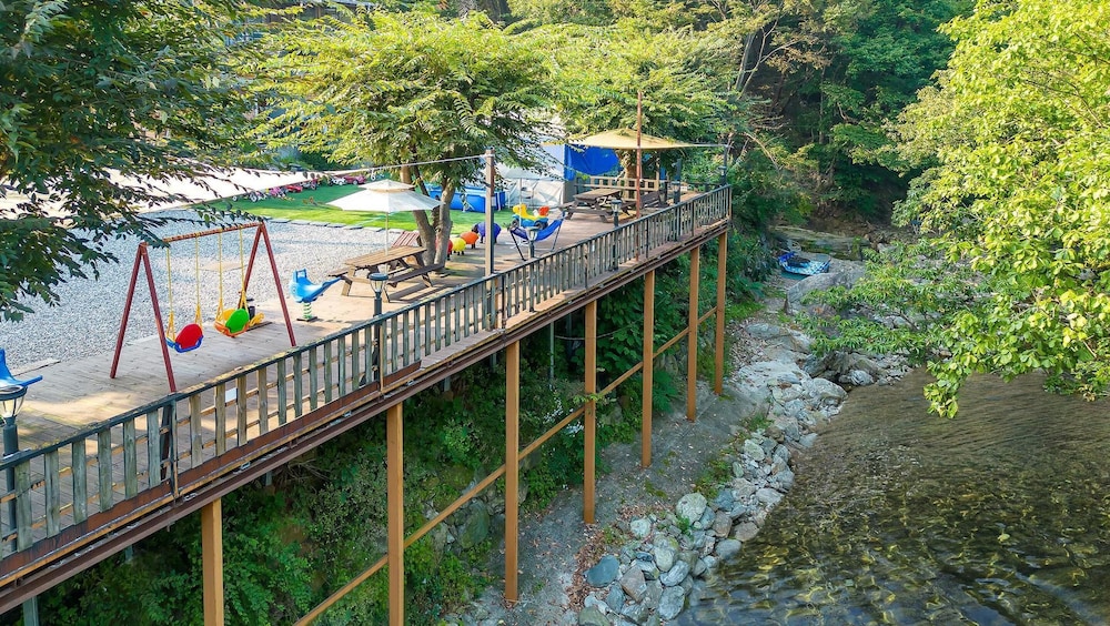 Namyangju Haimom Family Pension Black view 4