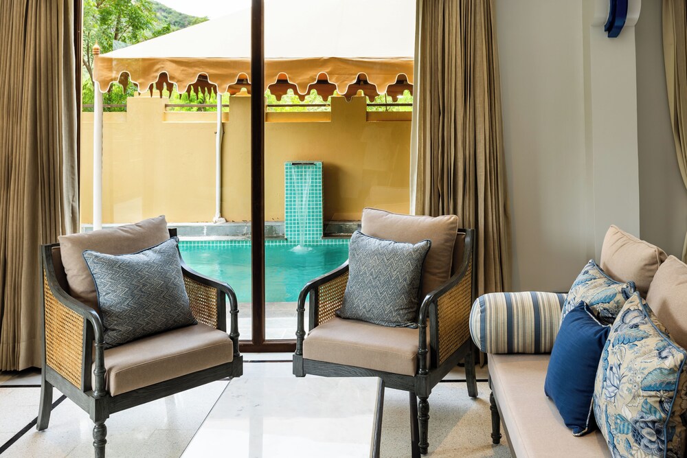 DEV BAGH LUXURIOUS PRIVATE SUITES