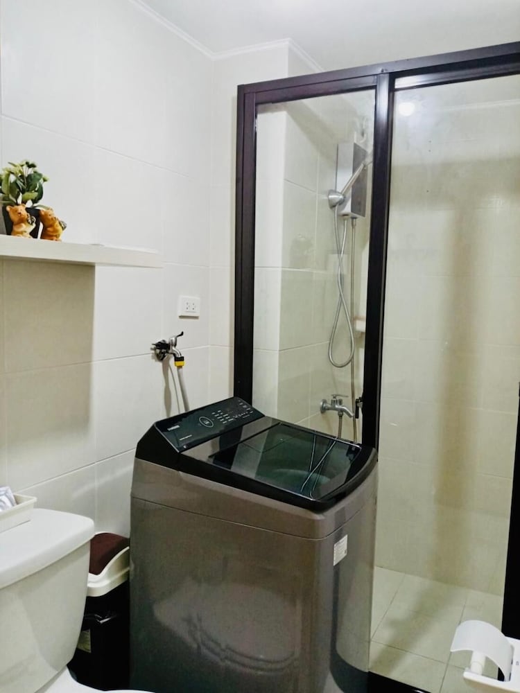 Oceanfront Condo in Dumaguete City - Perfect Getaway