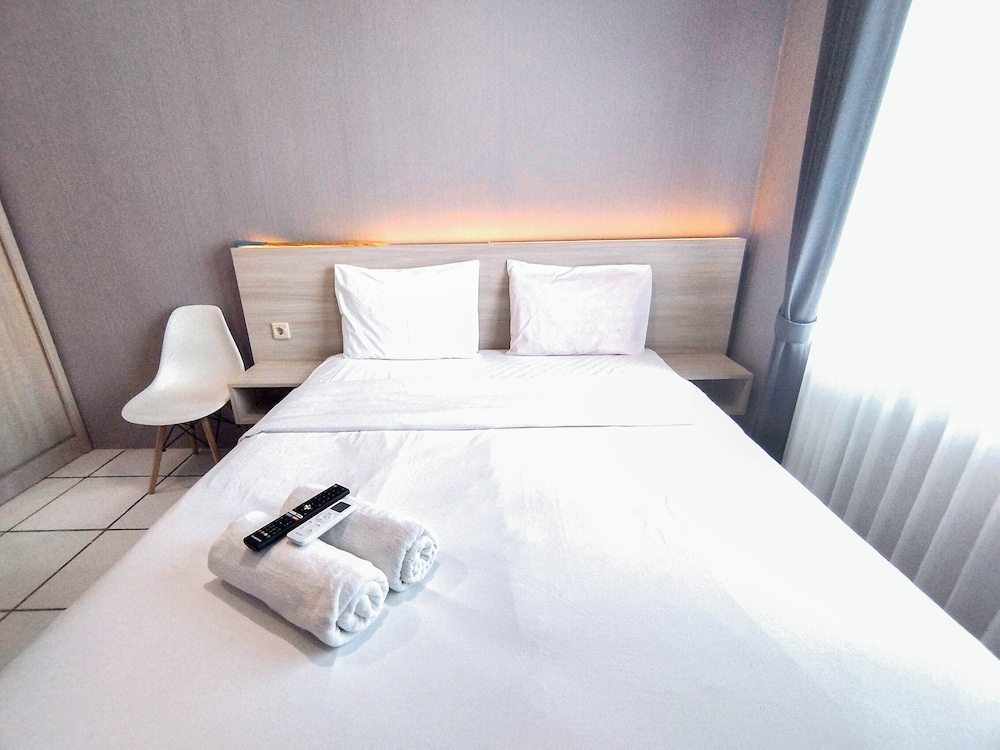 Restful and Simply Studio at The City Square Apartment