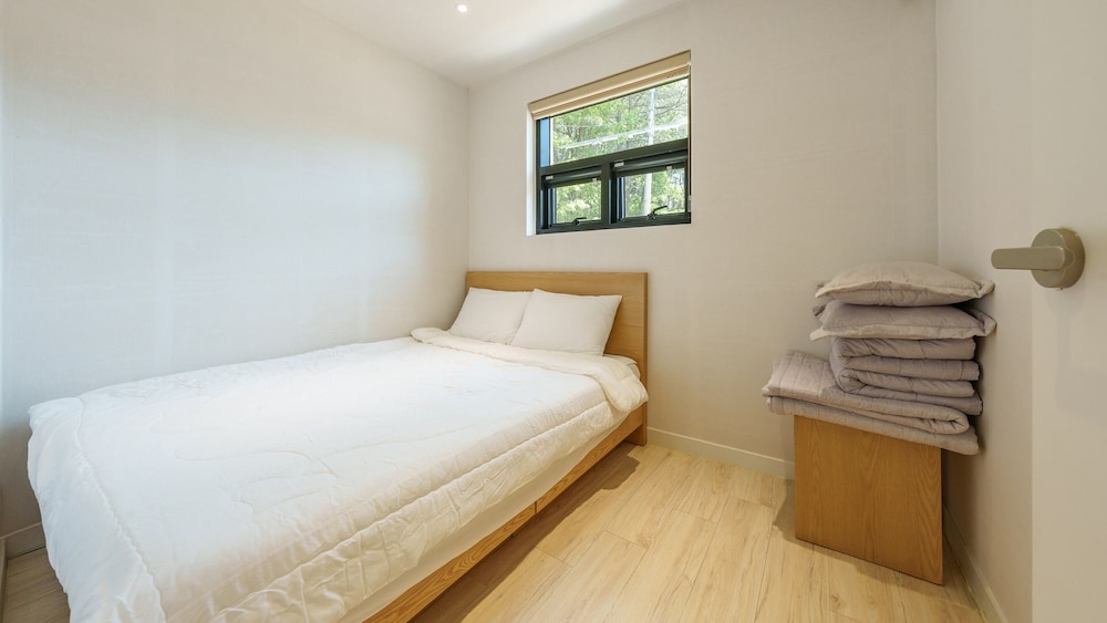 Gyeongju Ain Kids Pool Villa