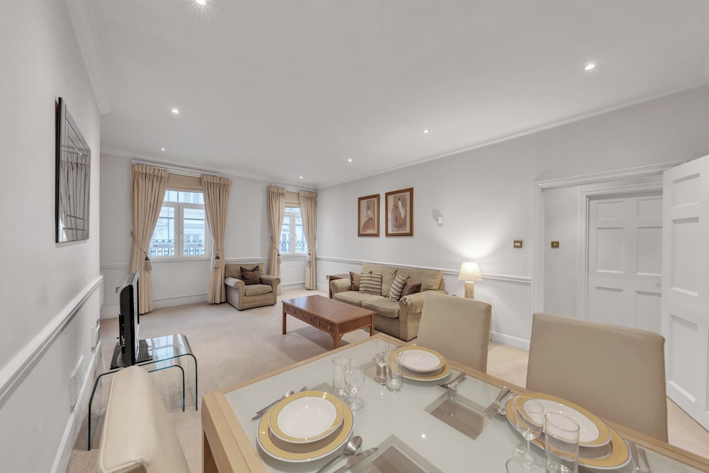 The Hertford Boutique