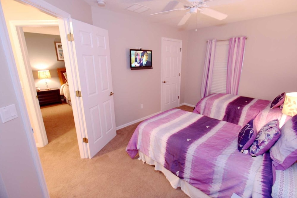 3152 Encantada view 5