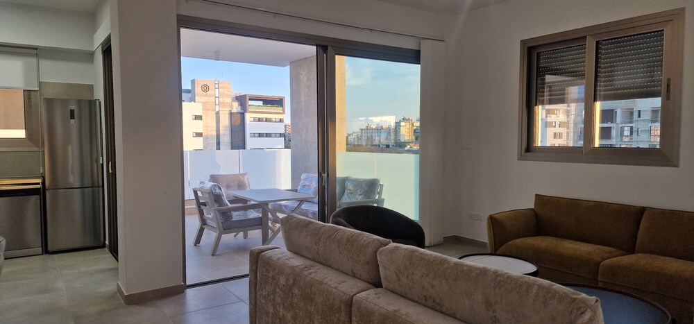 Mulberry Court Premium Apartments
