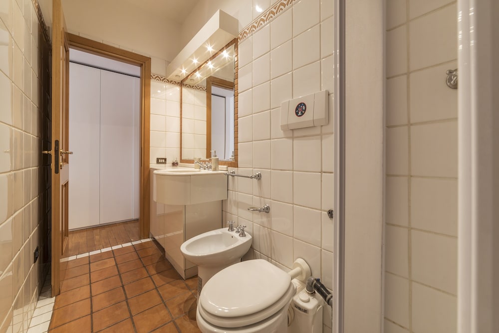 Piazza di Spagna Stylish Flat