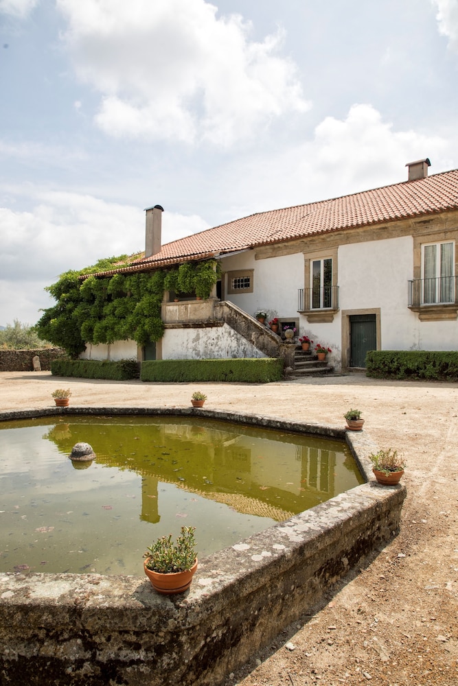 Casa de Vilarinho de São Romão