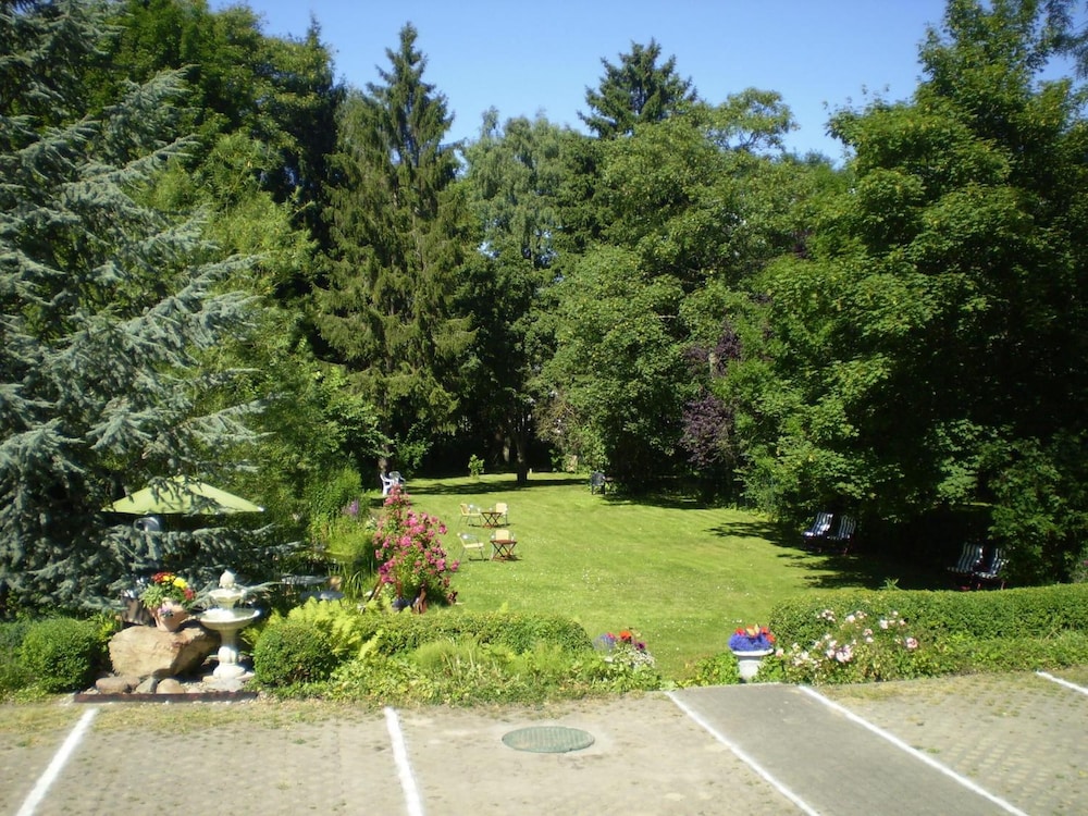 Photo 37