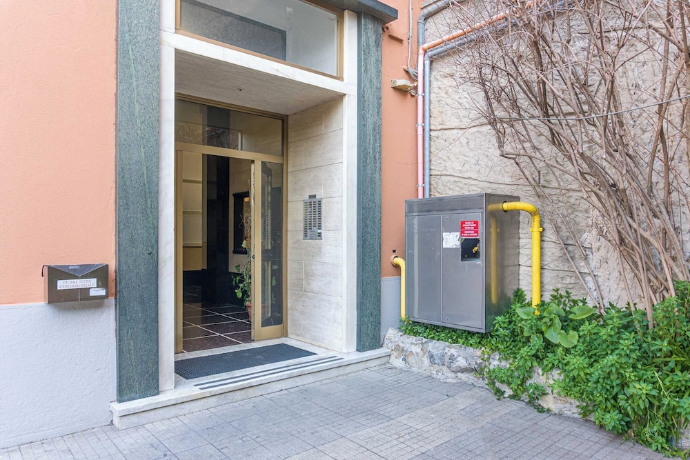 Genova Oregina Cozy Apartment - W/ Balcony
