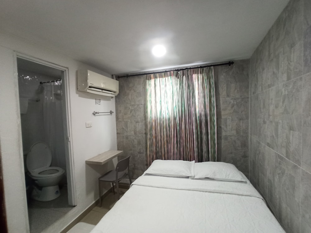 HOSTAL CASA DE LAS AMERICAS