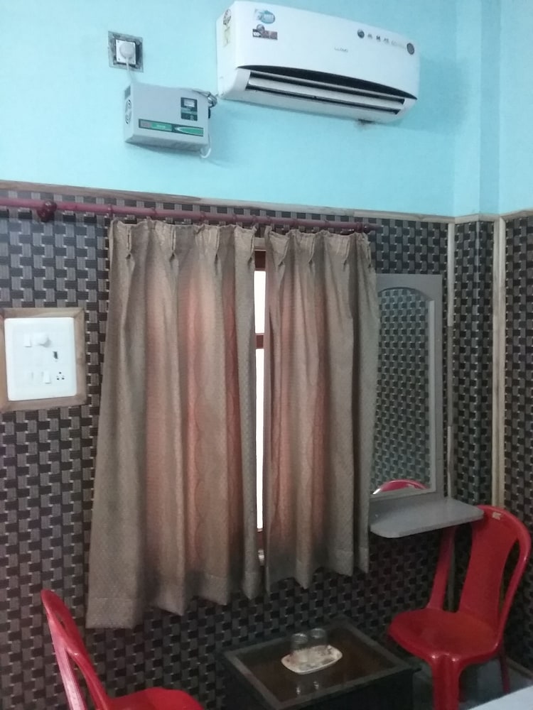 Teerth Guest House