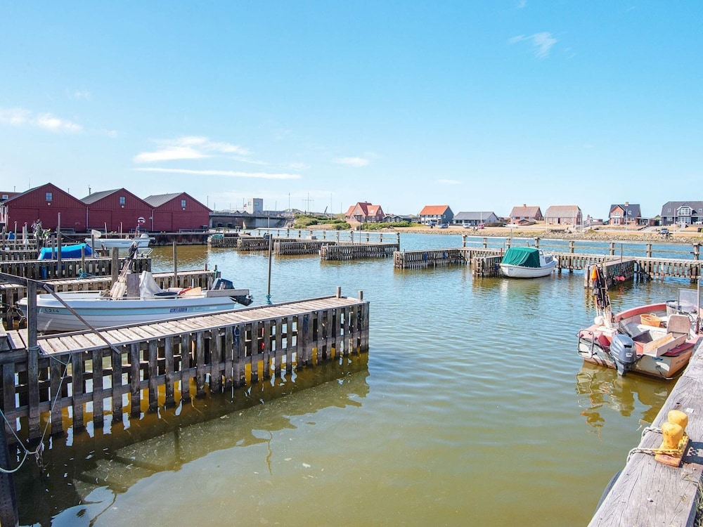 6 Person Holiday Home in Ulfborg