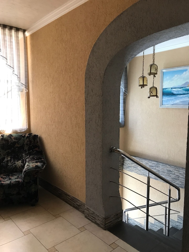 Elena Guest House