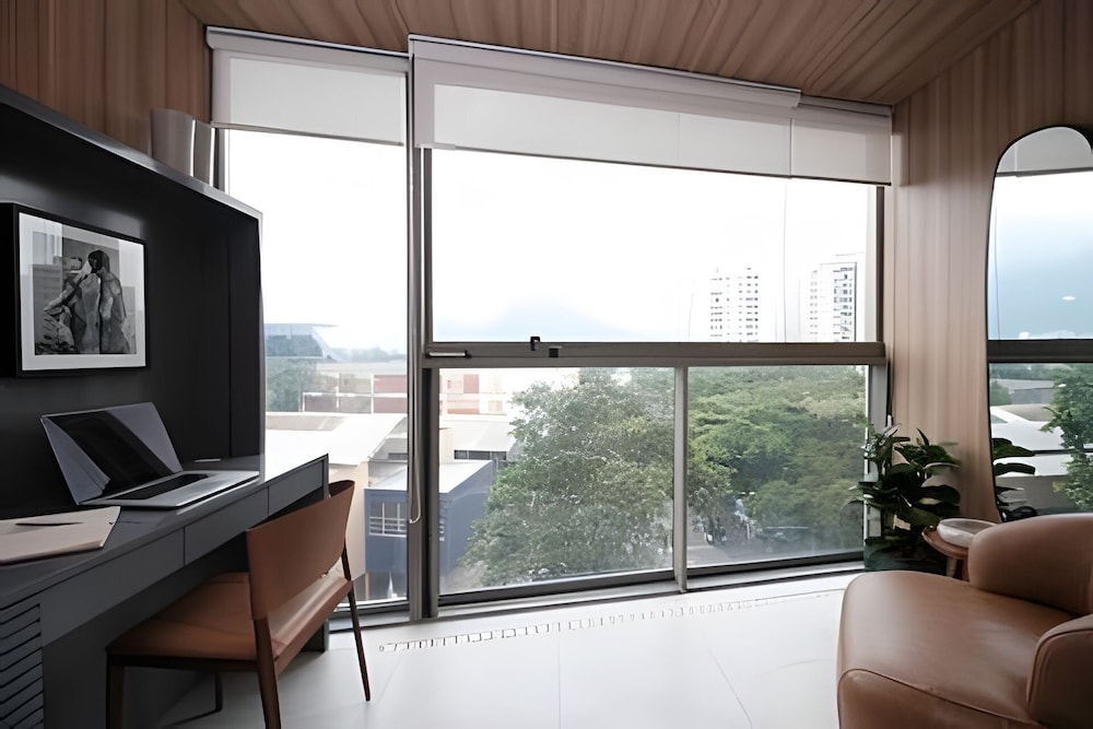 Leblon | Loft 5 min da Praia, com varanda vista Cristo - por Casapē Rio
