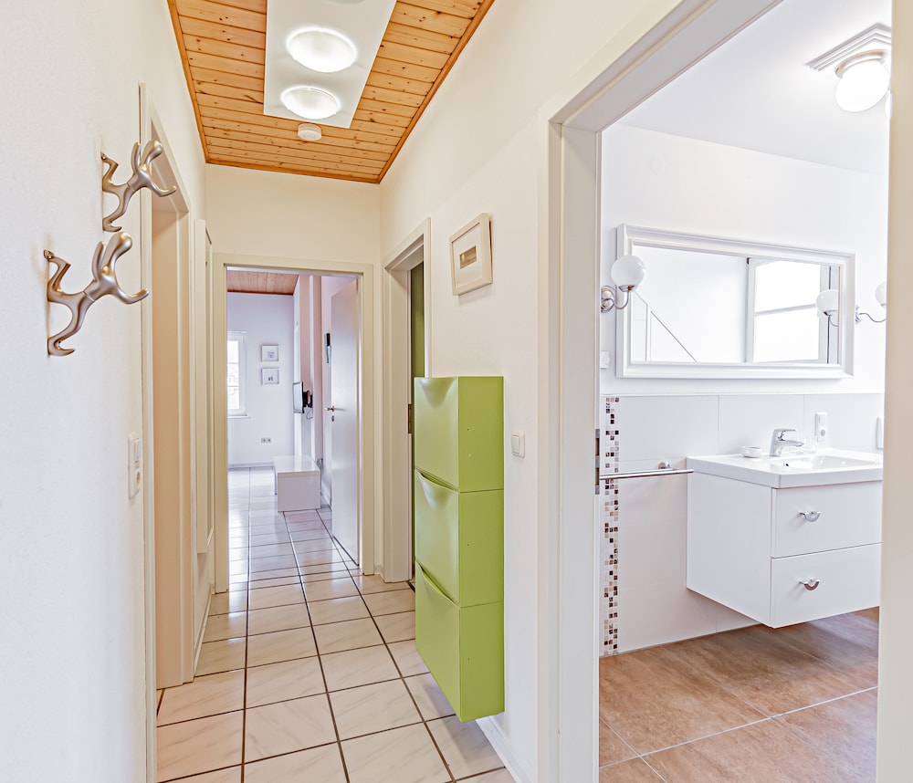 Johannishof Wine-Cafe & Guesthouse