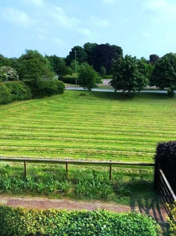 Cotefields Bed & Breakfast