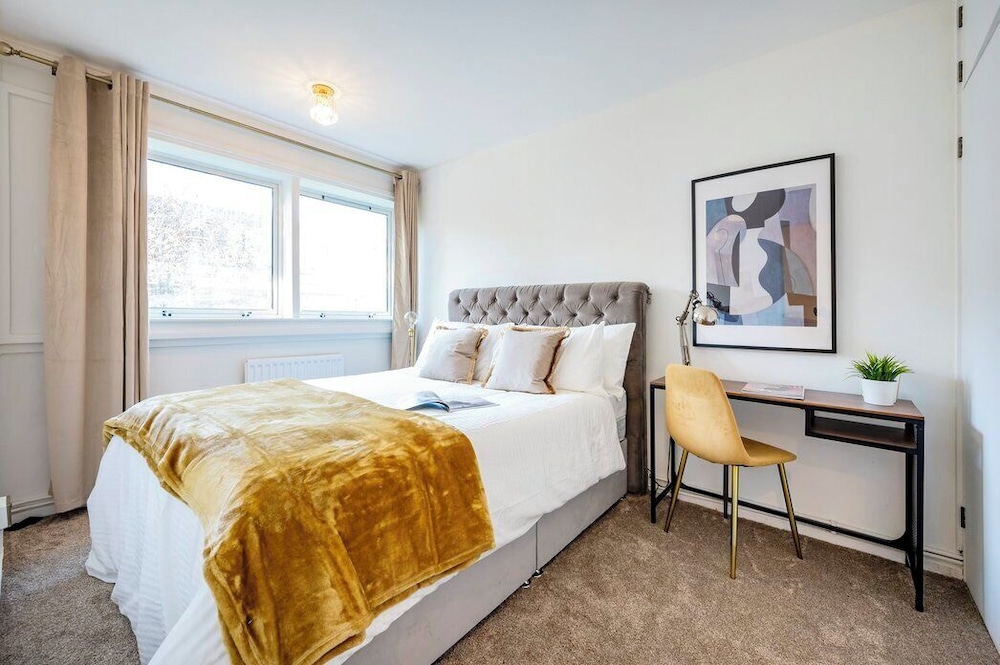 Beautiful 3bed house 7 min to Hyde Park
