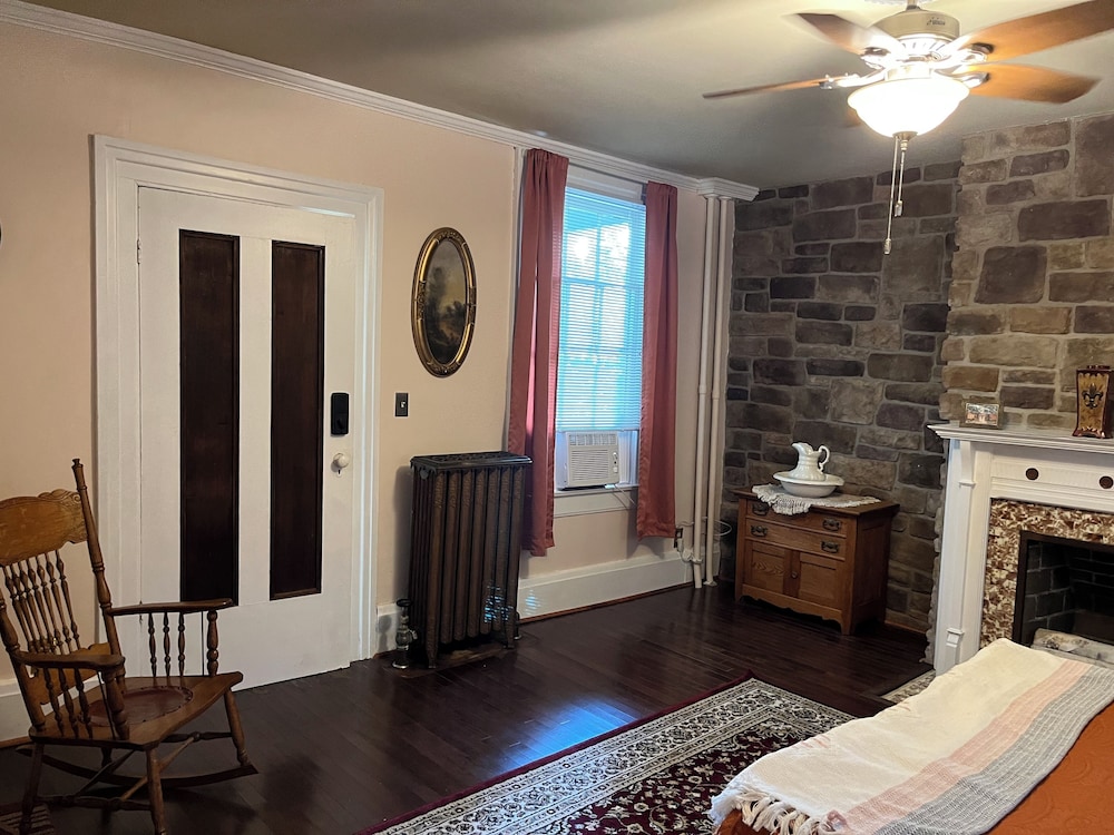Photo 18