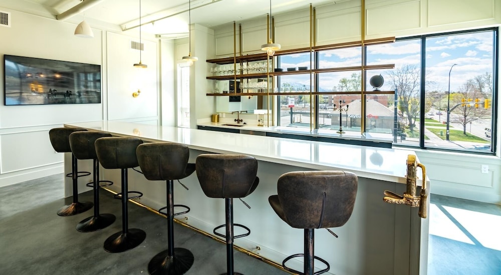 Luxurious New Condo in Downtown SLC