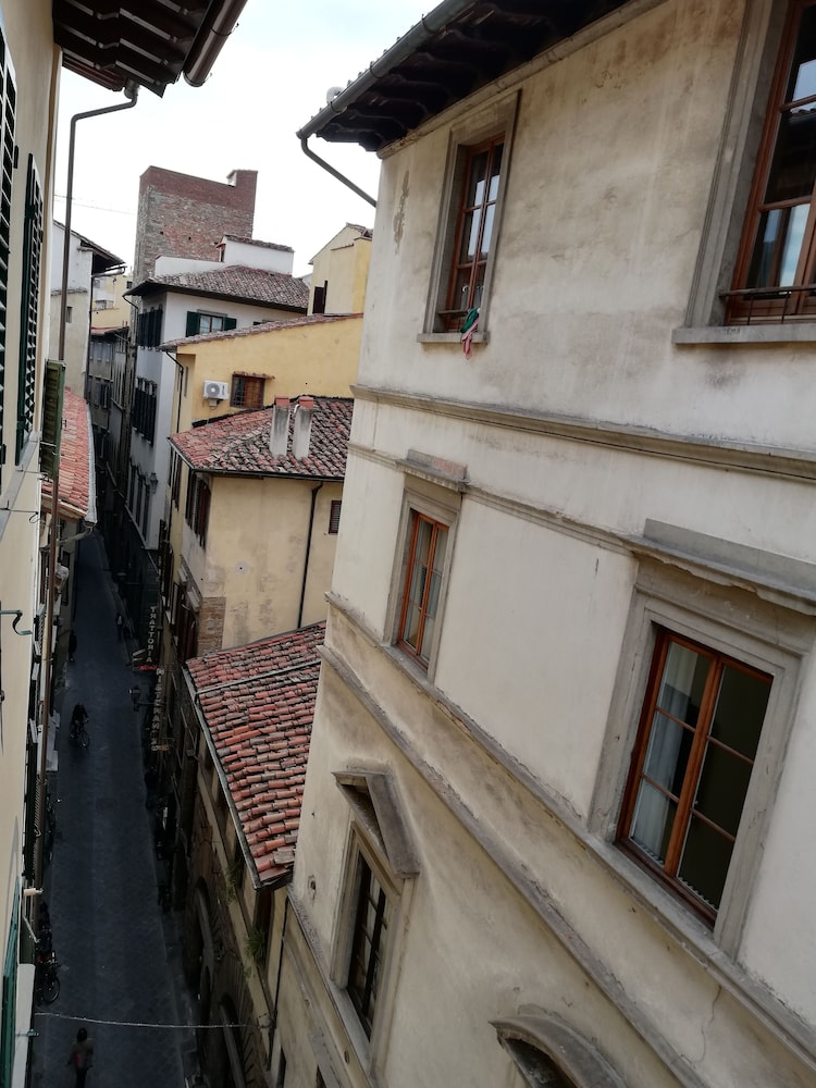 Le Fiorentine Boutique Apartments