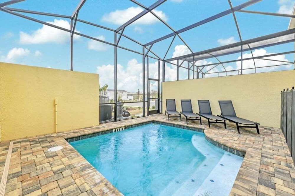 Enchanted Solara Retreat Themed Bedrooms & Pool 5 Townhouse