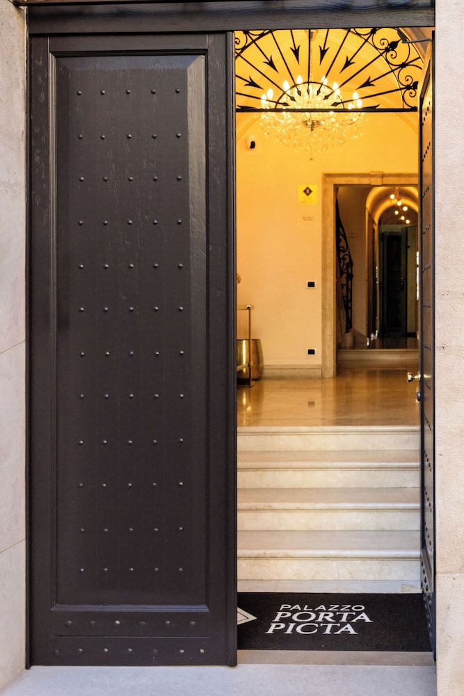 Palazzo Porta Picta
