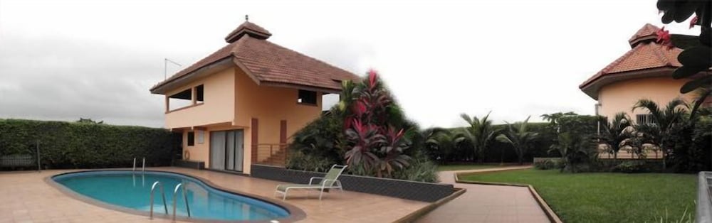 Ponderosa Travel Lodge