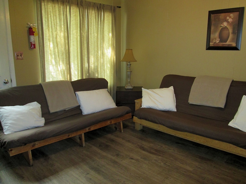 Edgewater Resorts - Edgewater by the Bay