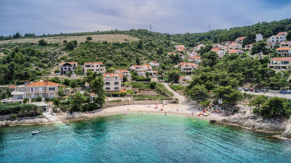 Apartments Ivo view 4