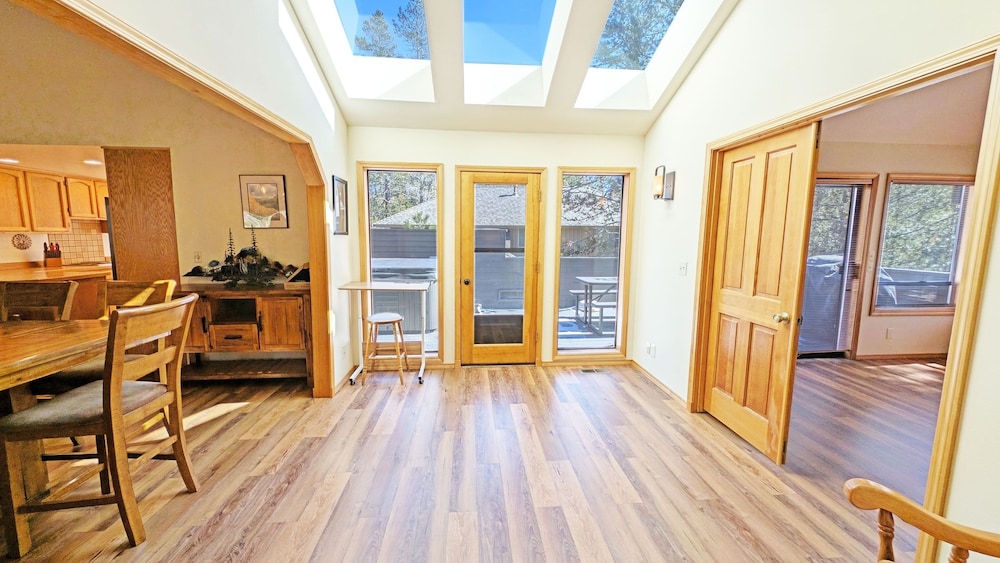 Alpine 4 4 Bedroom Home