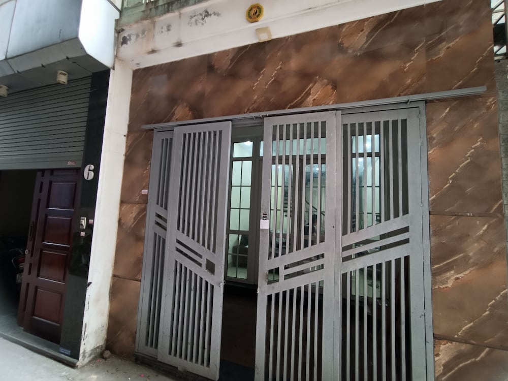 J&J guest house