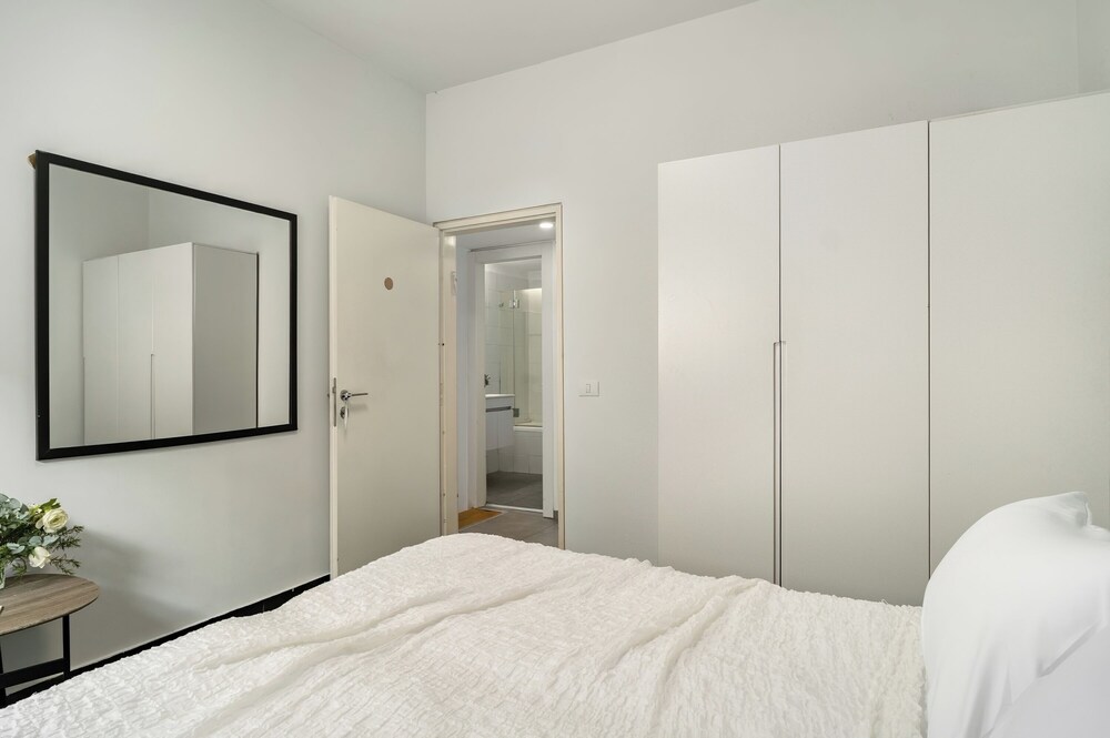 Allenby Urban Living Apartments by Sea N Rent