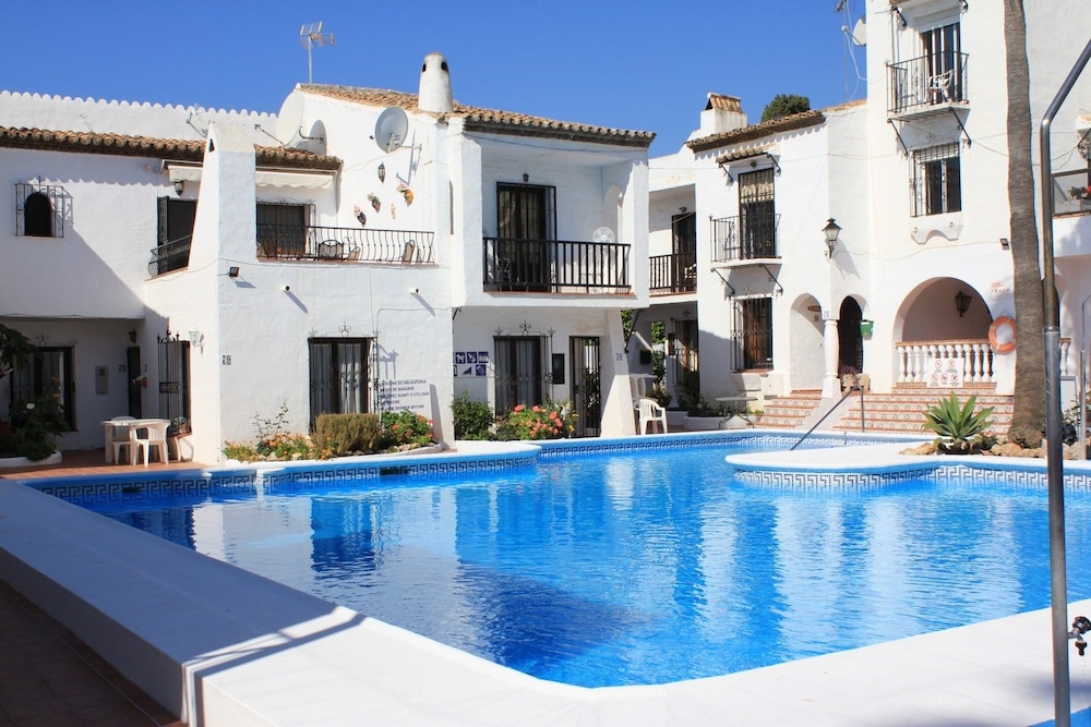 Aptos Pueblo Andaluz Nerja