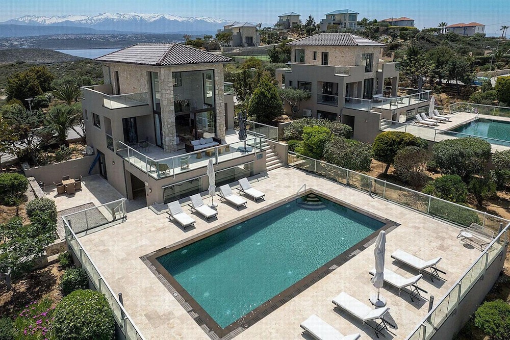 Tersanas Villas