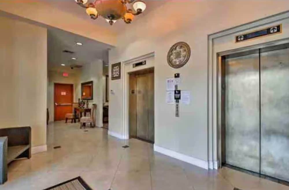 I Love It Coral Way Apartments