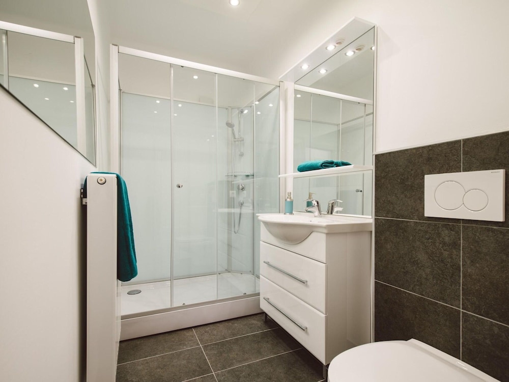 Mountain-view Styria Apartment