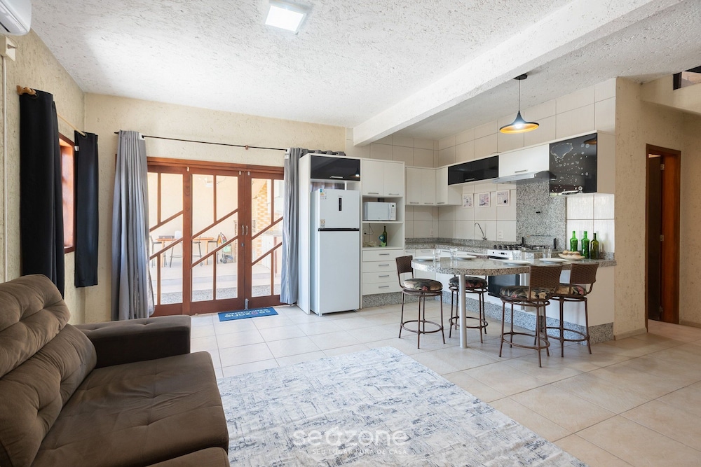 Fully Equipped Houses in a Condominium With a Pool, 110m From the Beach - Onis