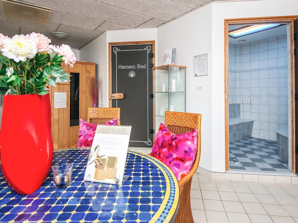 6 Person Holiday Park Home in Romo